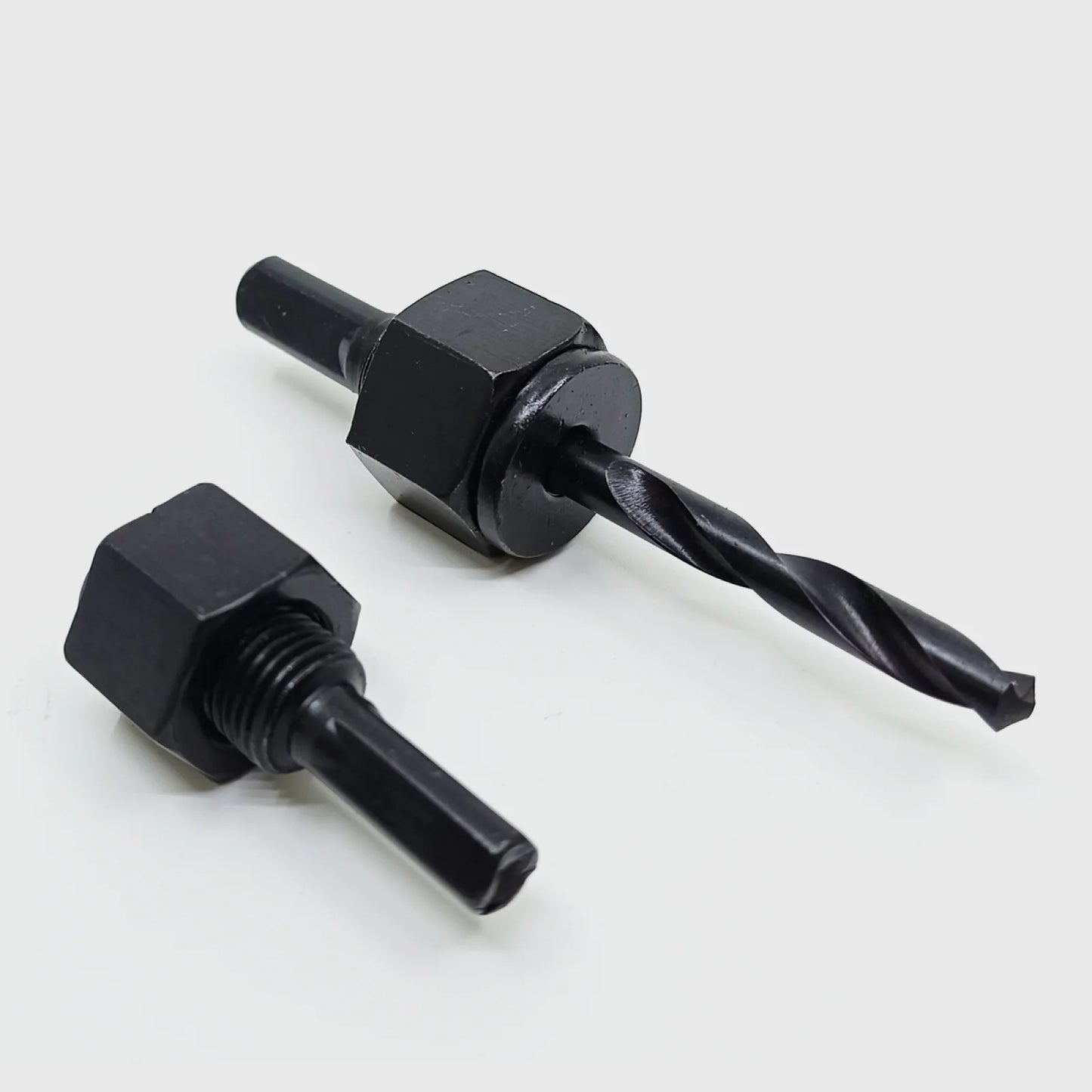 16-DELNI SET KRUNA ZA BUŠENJE DRVETA I PLASTIKE