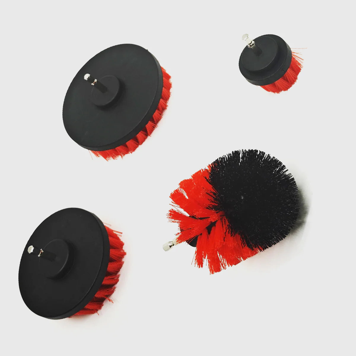 17-DELNI SET ZA ČIŠĆENJE AUTOMOBILA